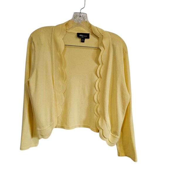 Cable & Gauge Sz Large Yellow Cardigan/Sweater Unique Double Scallop Design - Picture 3 of 13